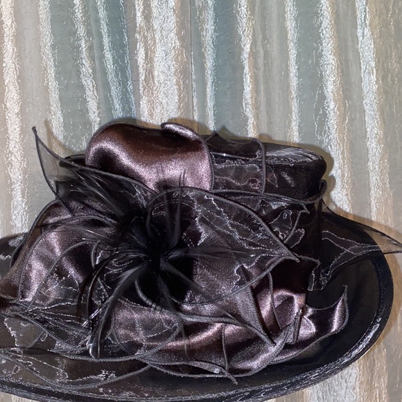 Glamorous Kentucky Derby Hat - Picture 3 of 3